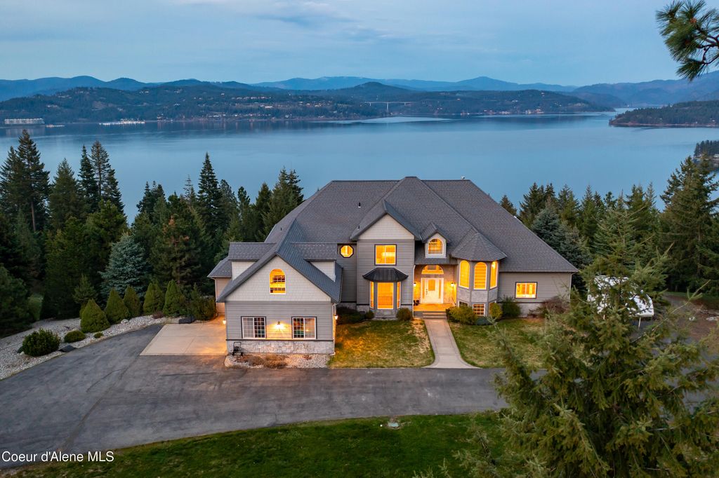Photo of 4134 Brentwood, Coeur dAlene, ID 83814 (MLS # 26-4318)