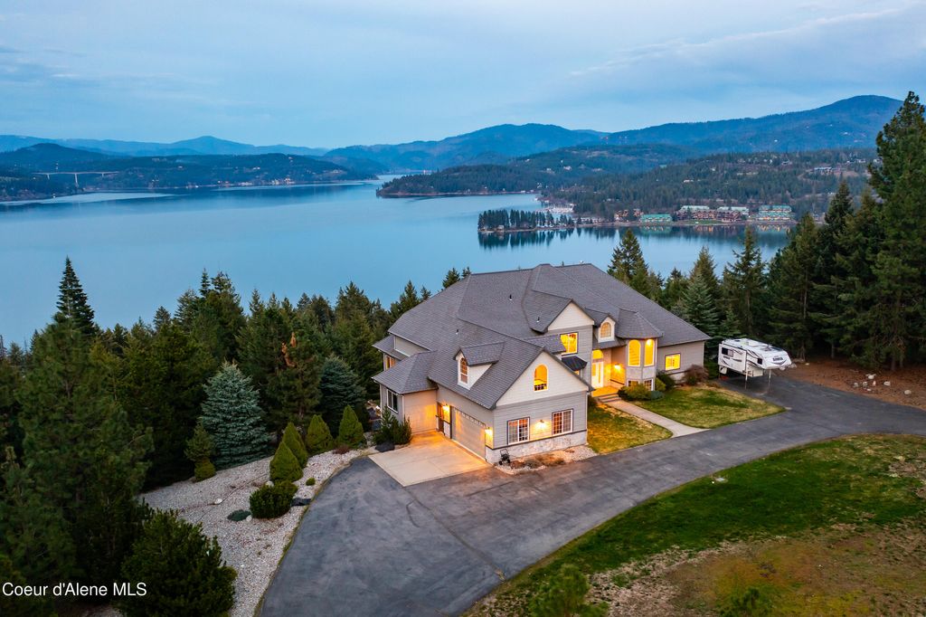 Photo of 4134 Brentwood, Coeur dAlene, ID 83814 (MLS # 26-4318)