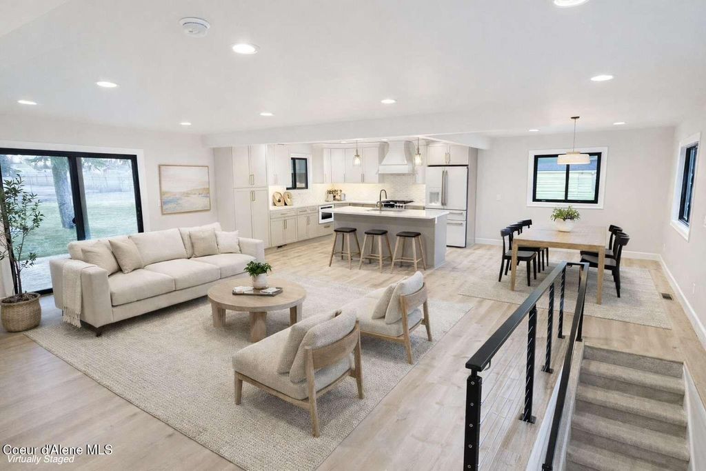 Photo of 5815 17th St, Dalton Gardens, ID 83815 (MLS # 26-1442)