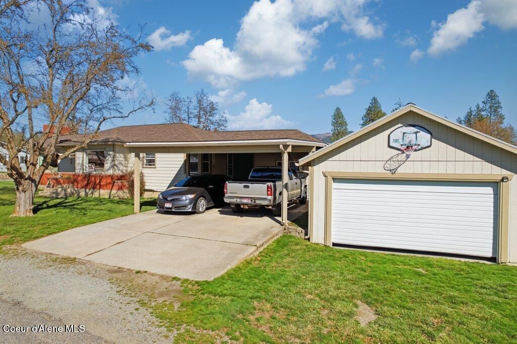 Photo of 271 3rd St, Priest River, ID 83856 (MLS # 26-3271)