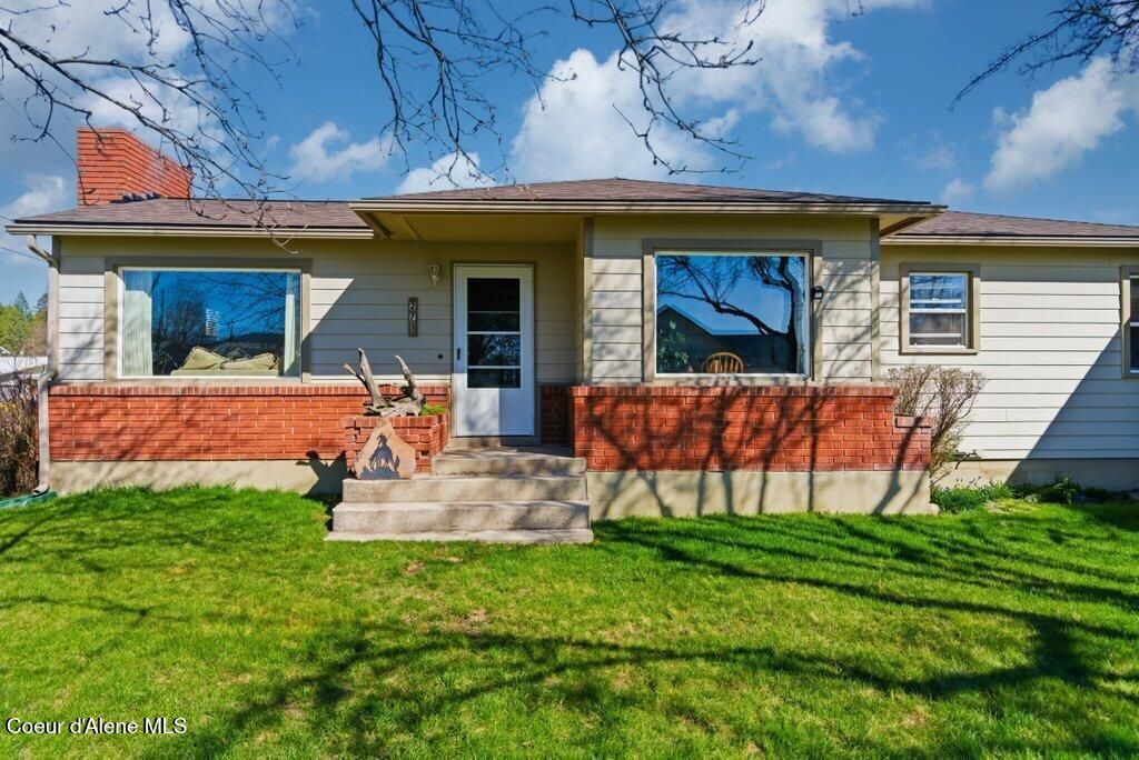 Photo of 271 3rd St, Priest River, ID 83856 (MLS # 26-3271)