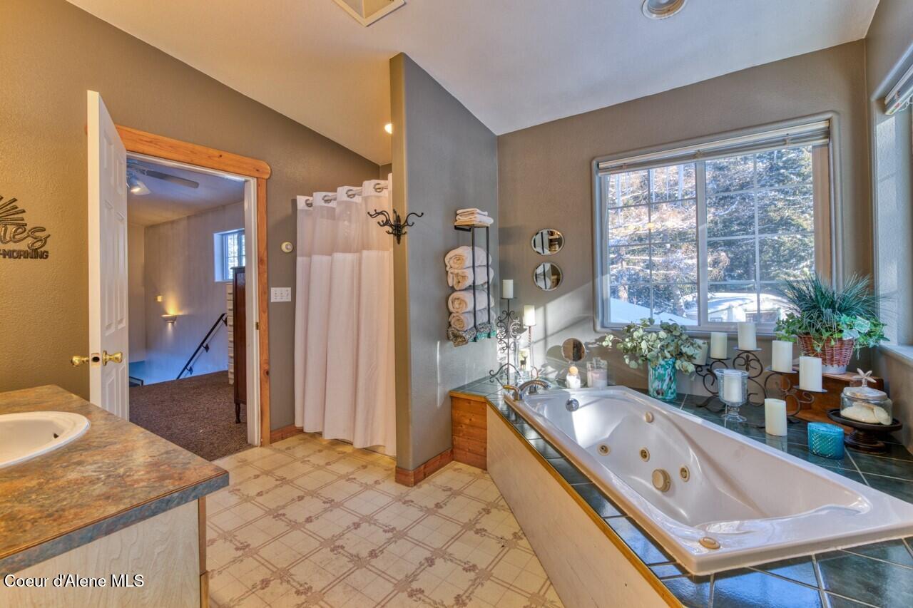 348 Kootenai Trail, Naples, Pennsylvania image 32