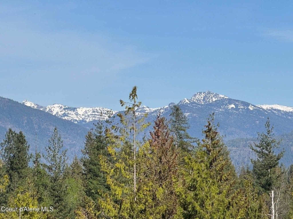 Photo of 69 Shawnee Path, Sagle, ID 83860 (MLS # 26-7309)