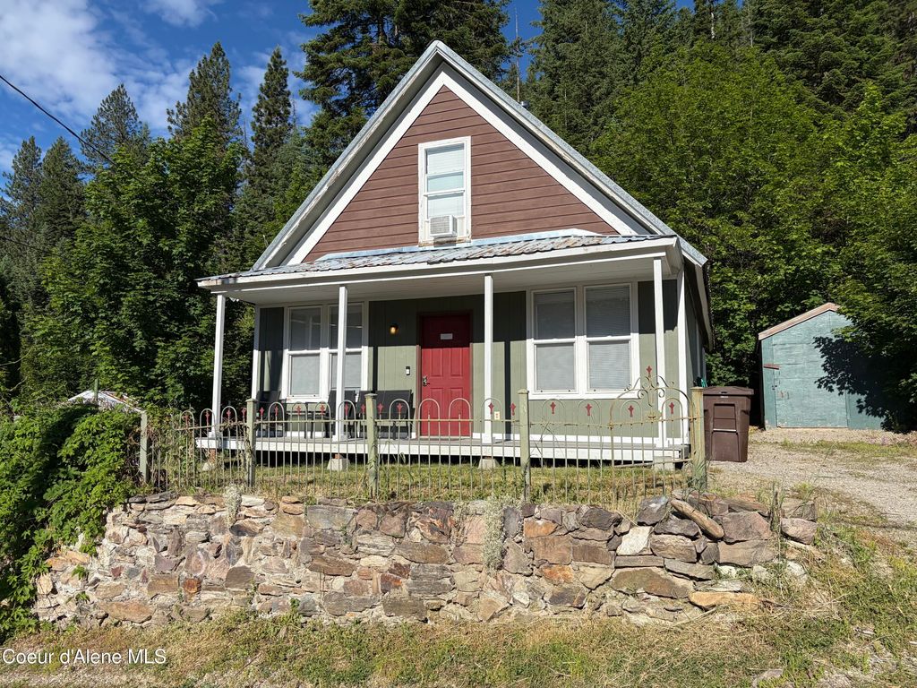 Photo of 108 Dewey St, Mullan, ID 83846 (MLS # 26-6599)