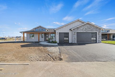 Photo of 8118 Ferguson Ln, Rathdrum, ID 83858 (MLS # 26-3347)