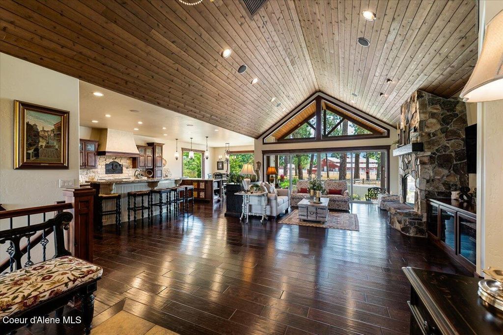 Photo of 11042 Cattle Dr, Hayden, ID 83835 (MLS # 26-2347)