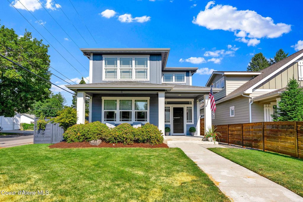 Photo of 502 18TH St, Coeur dAlene, ID 83814 (MLS # 26-2264)