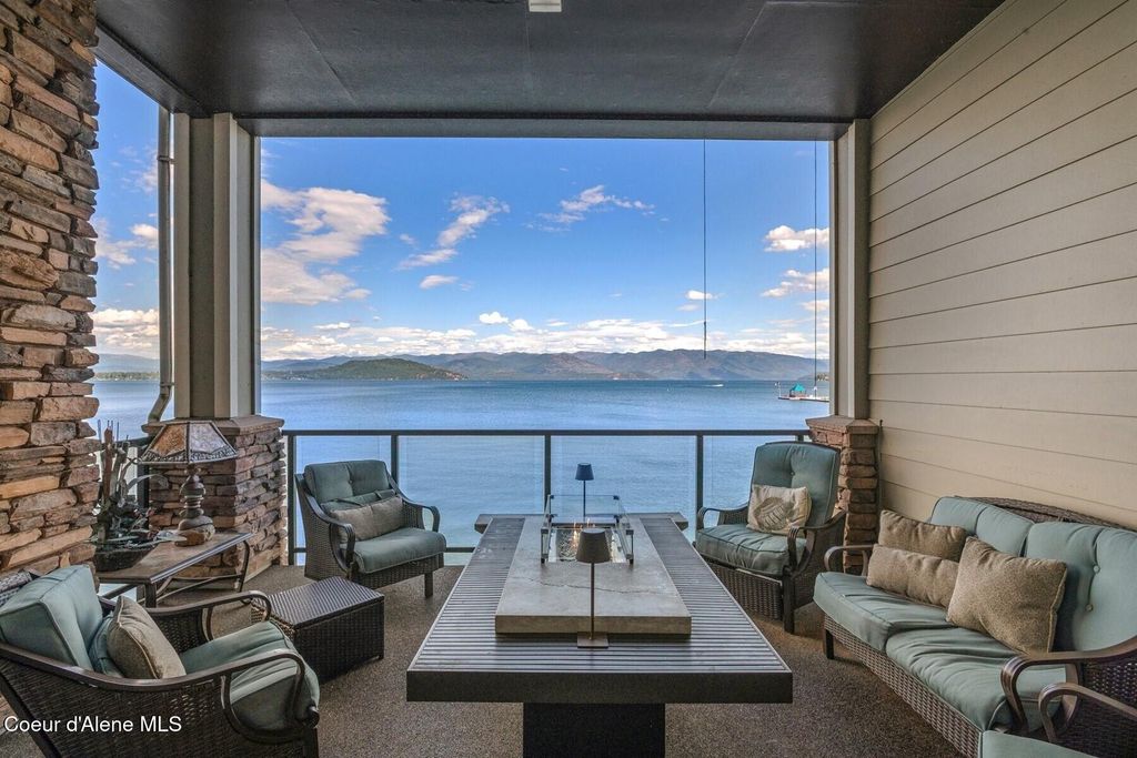 Photo of 606 Sandpoint Ave, Sandpoint, ID 83864 (MLS # 25-8841)