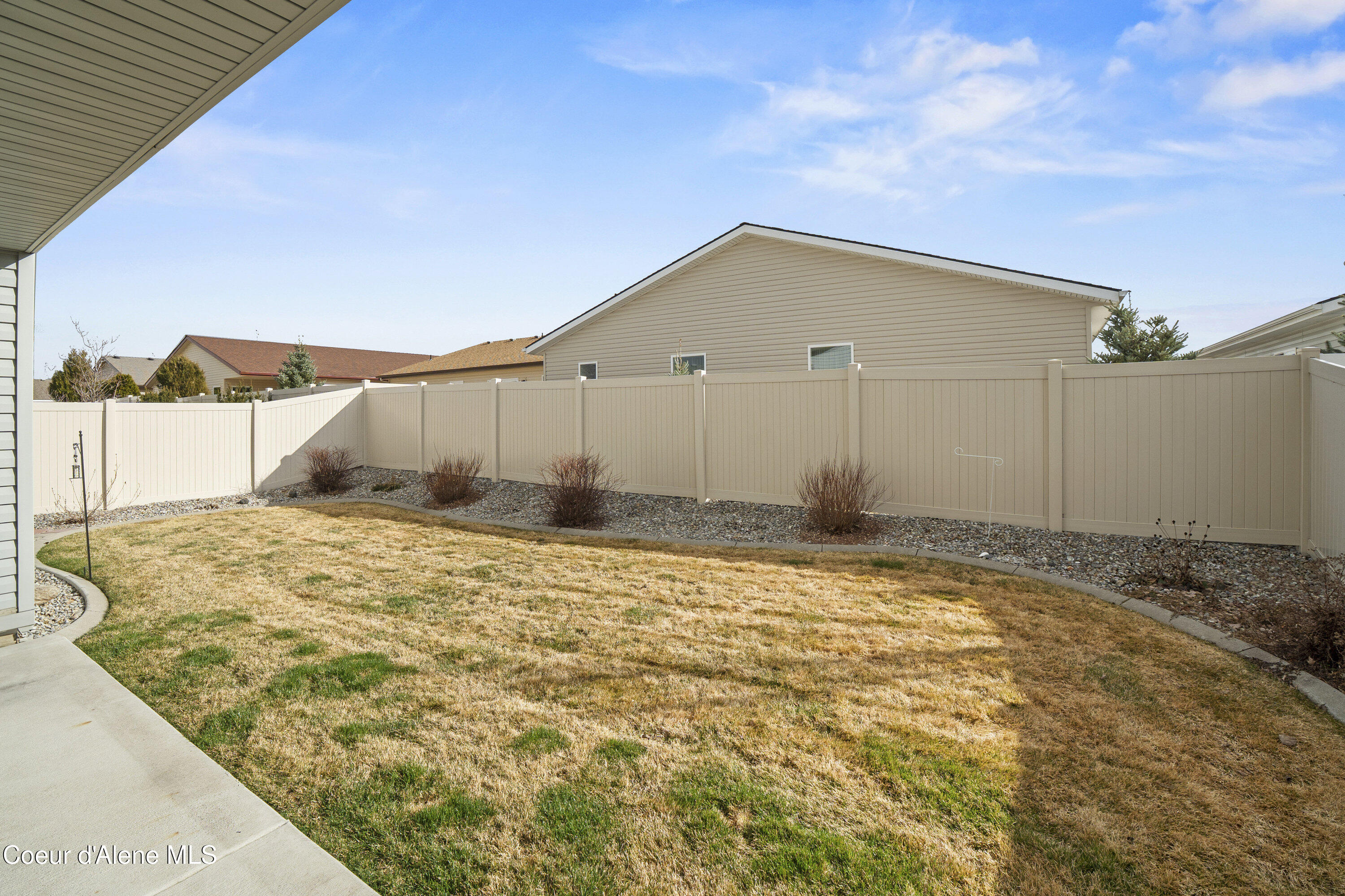 8686 W Grand Teton St, Rathdrum, Idaho image 22