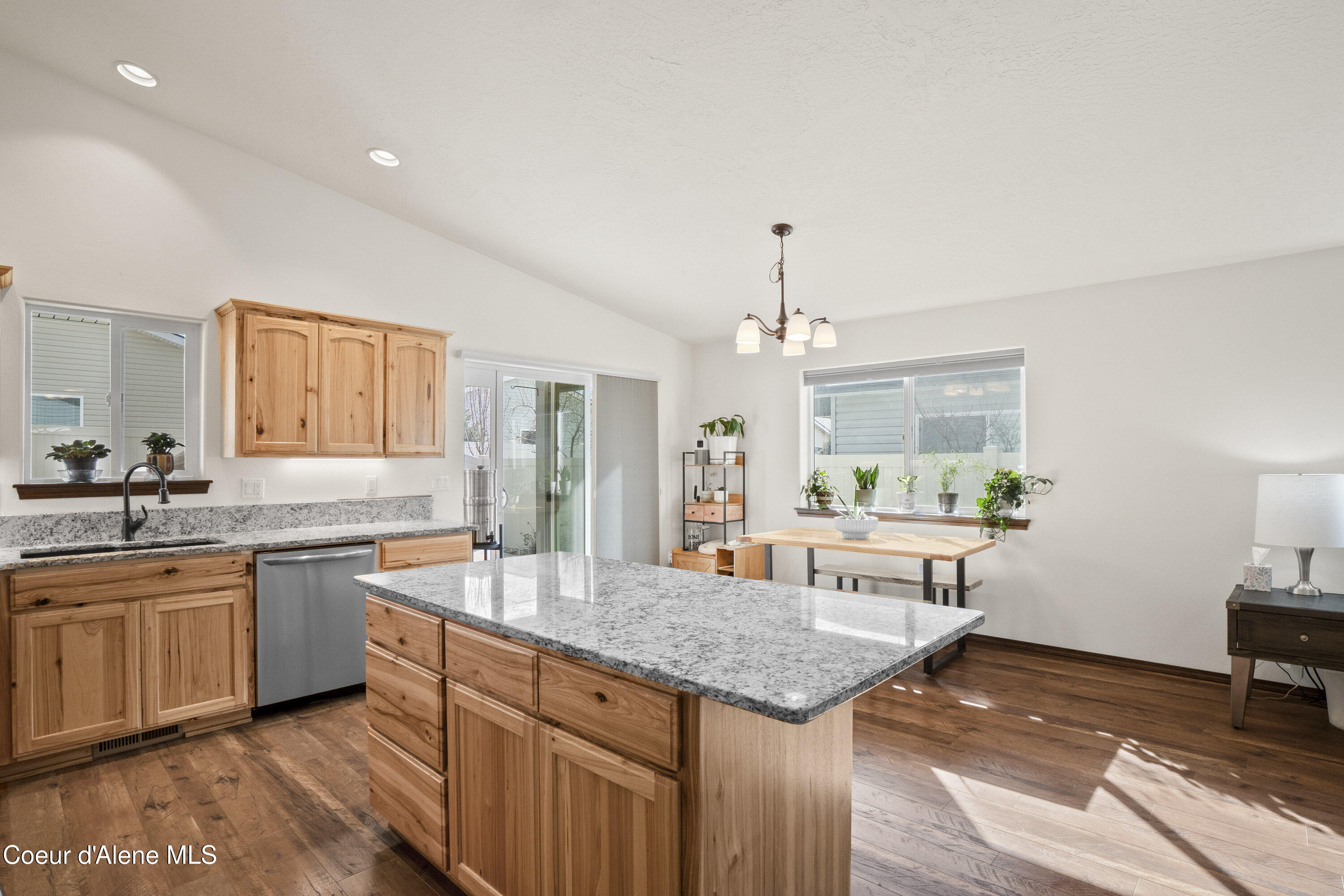 8686 W Grand Teton St, Rathdrum, Idaho image 11