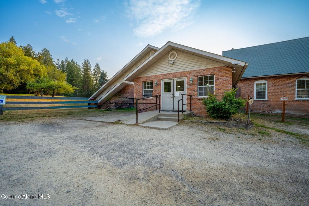 Photo of 1024 Sagle Rd, Sagle, ID 83860 (MLS # 26-2229)