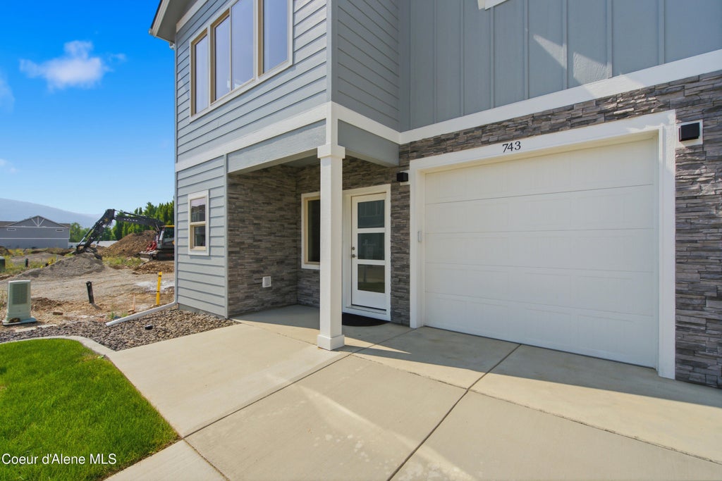 Photo of 673 Galbraith Loop, Post Falls, ID 83854 (MLS # 26-10174)