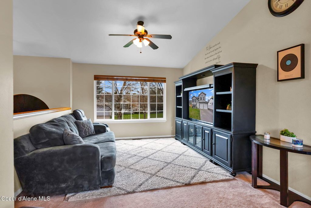 Photo of 1937 HAMPSON Ave, Coeur dAlene, ID 83815 (MLS # 25-11383)