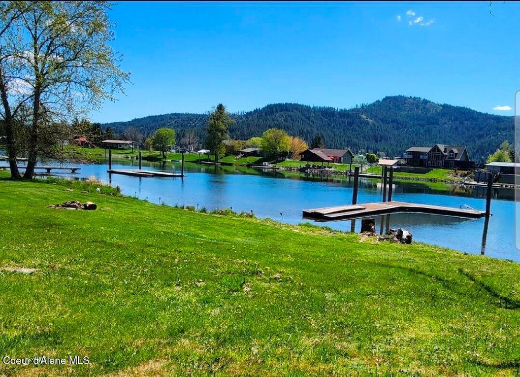 Photo of 874 Cottonwood DR, St. Maries, ID 83861 (MLS # 26-4944)