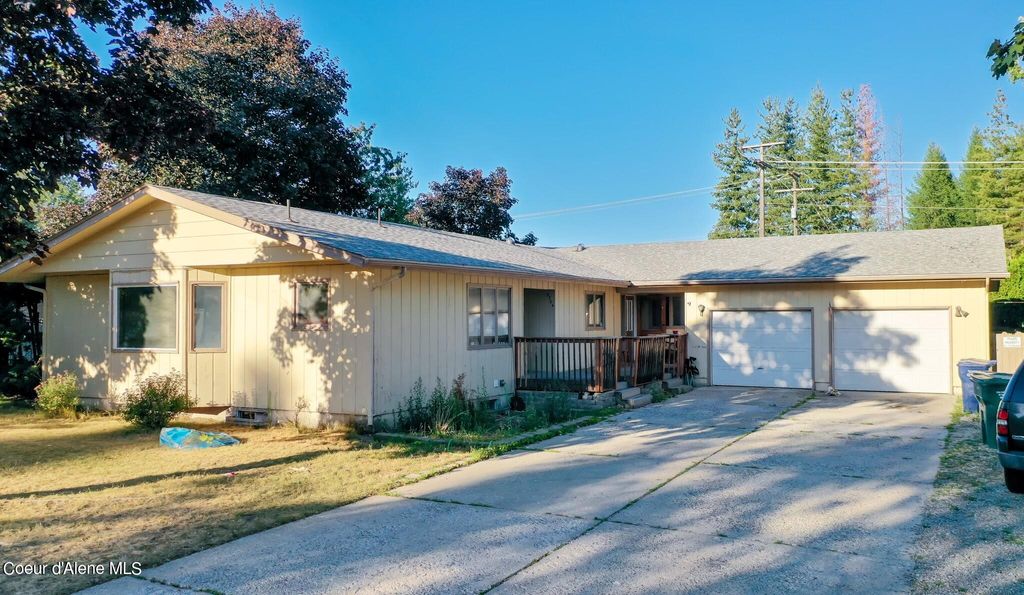 Photo of 3702 N Belmont Rd, Coeur dAlene, ID 83815 (MLS # 24-108)