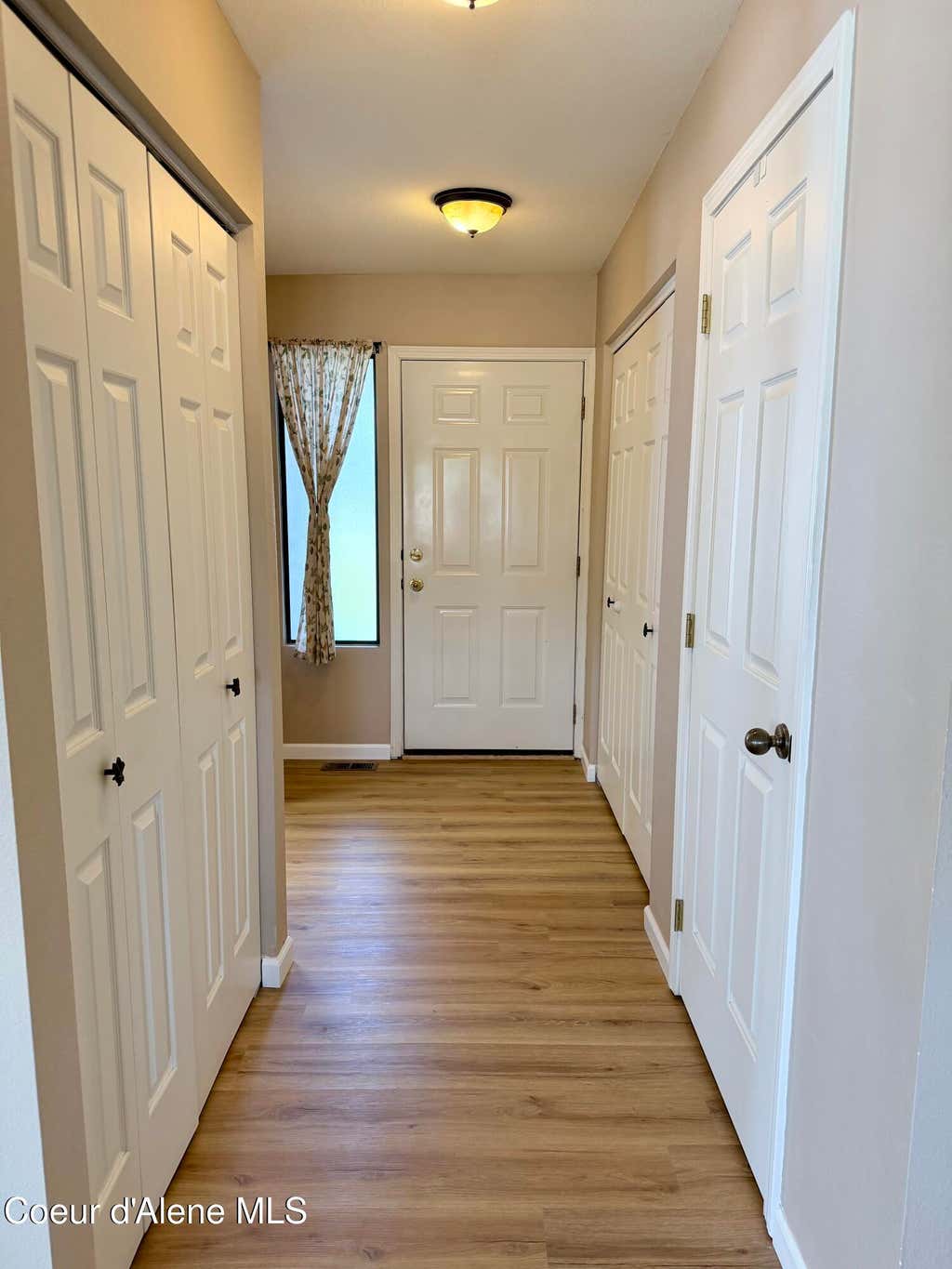 Photo of 1551 Woodlawn Dr #2, Hayden, ID 83835 (MLS # 26-8015)