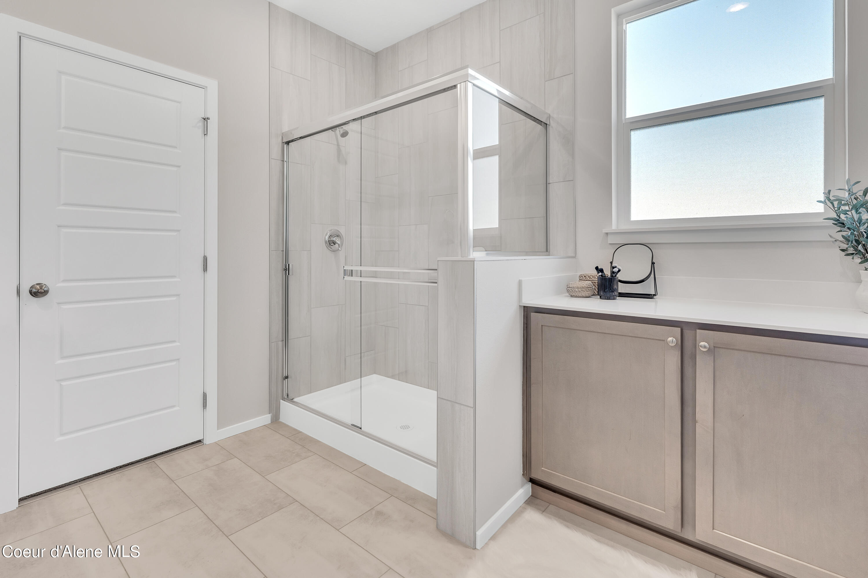 Post Falls, Idaho 83854, United States, 3 Bedrooms Bedrooms, ,2 BathroomsBathrooms,Residential,Pending,59227