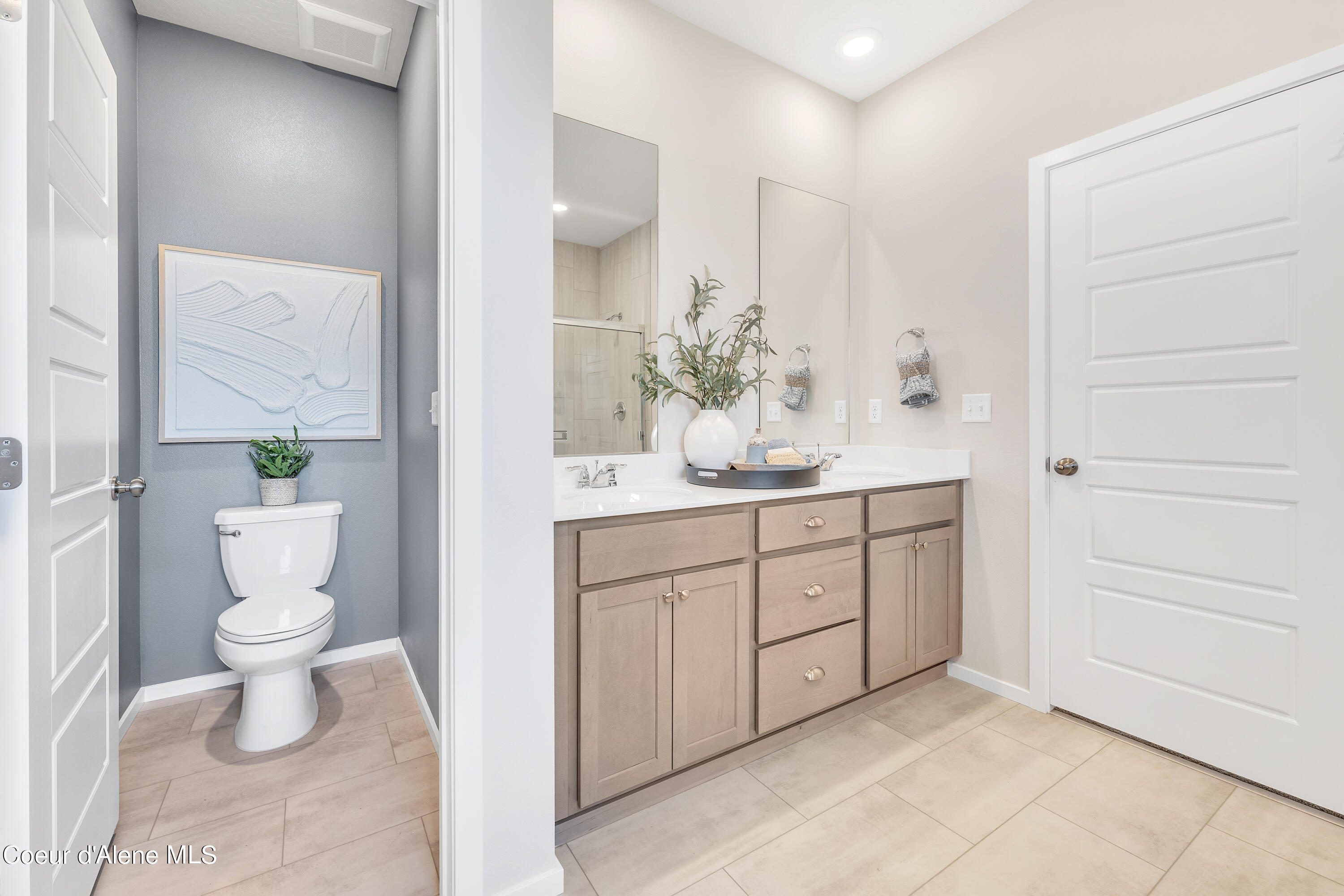 Post Falls, Idaho 83854, United States, 3 Bedrooms Bedrooms, ,2 BathroomsBathrooms,Residential,Pending,59227