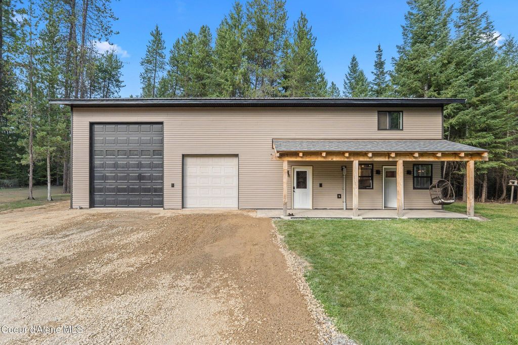 Photo of 171 Beaver Pond Trl, Priest River, ID 83856 (MLS # 25-9460)