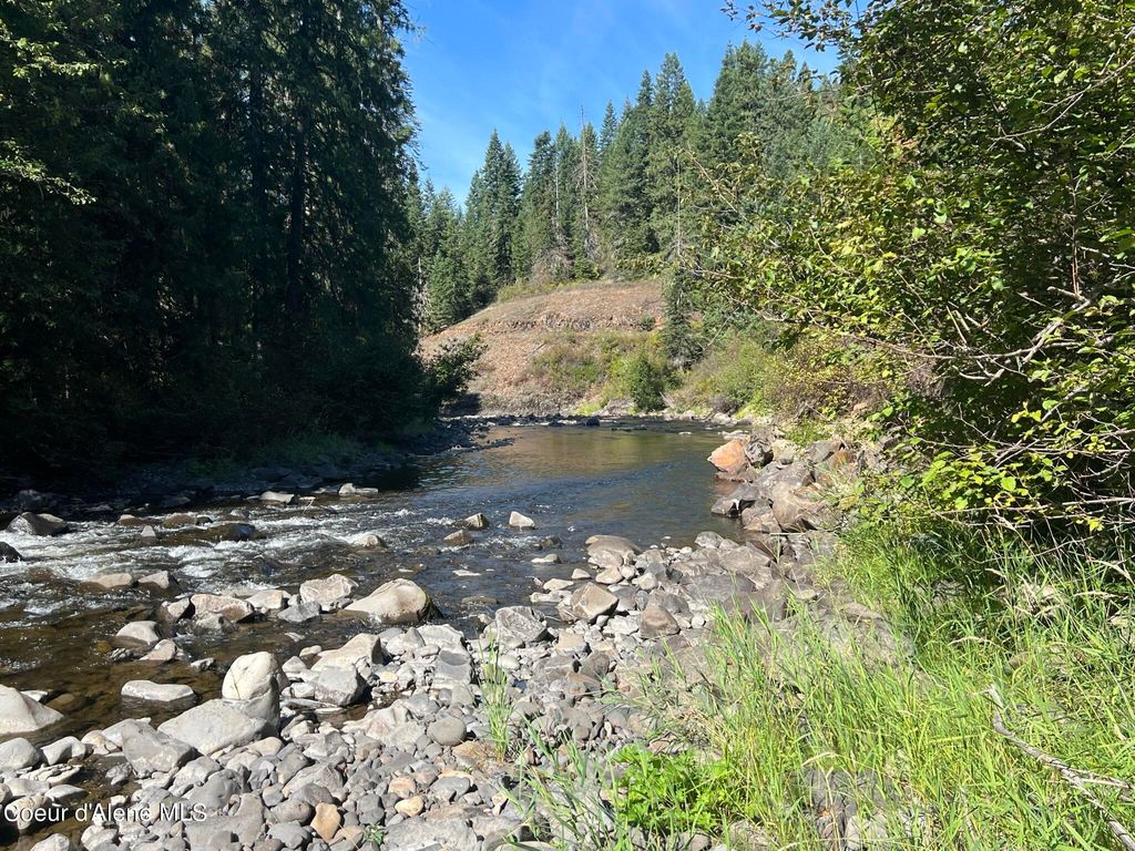Photo of 5856 Lacey Meadows Meadows, Weippe, ID 83553 (MLS # 26-4215)