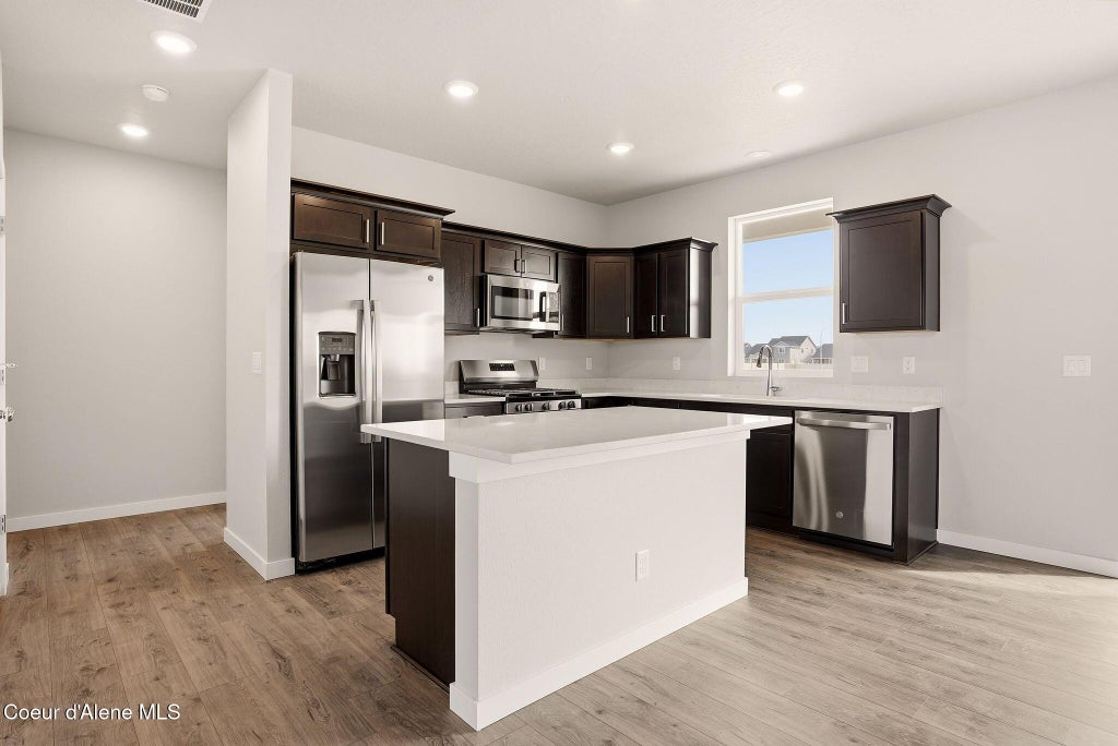 Photo of 2741 Vega St, Post Falls, ID 83854 (MLS # 26-8832)