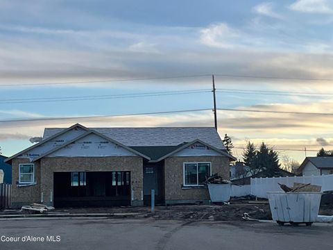 Photo of 420 TREELINE St, Airway Heights, WA 99001 (MLS # 26-163)