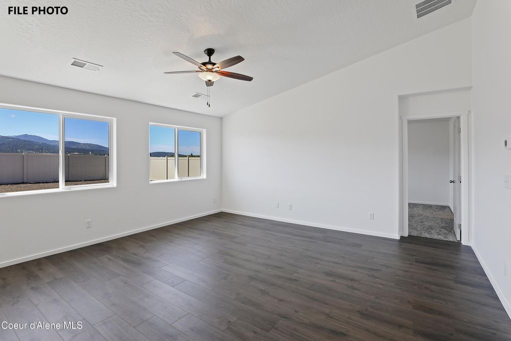 Photo of 420 TREELINE St, Airway Heights, WA 99001 (MLS # 26-163)