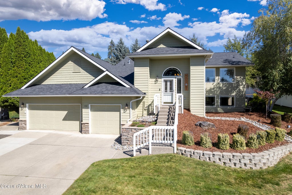 Photo of 7784 Sundance Dr, Coeur dAlene, ID 83815 (MLS # 26-7640)