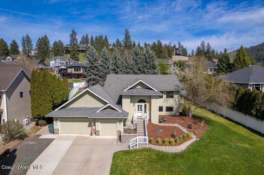 Photo of 7784 Sundance Dr, Coeur dAlene, ID 83815 (MLS # 26-7640)