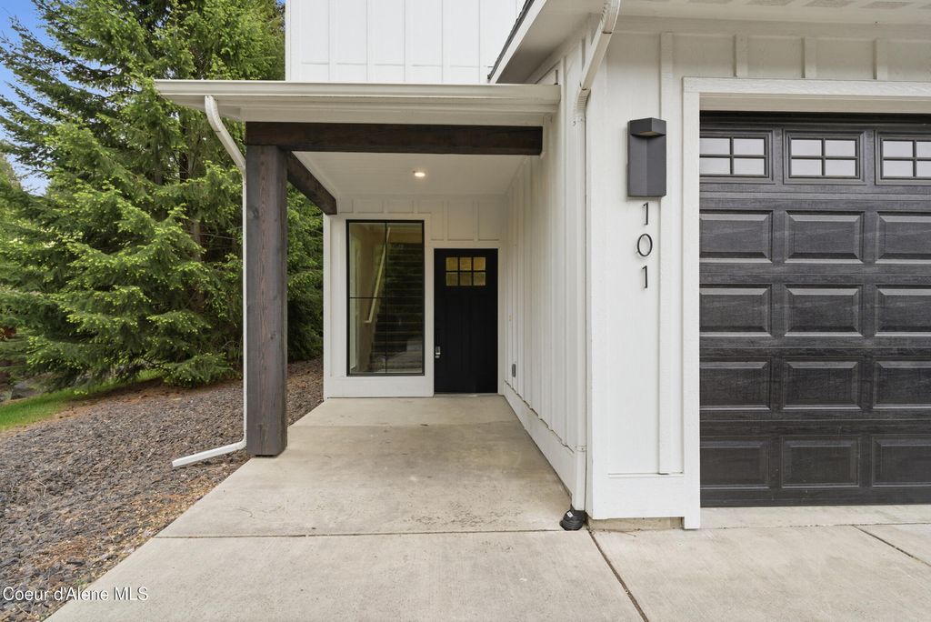 Photo of 955 Grove WAY #UNIT 101, Coeur dAlene, ID 83815 (MLS # 26-5153)