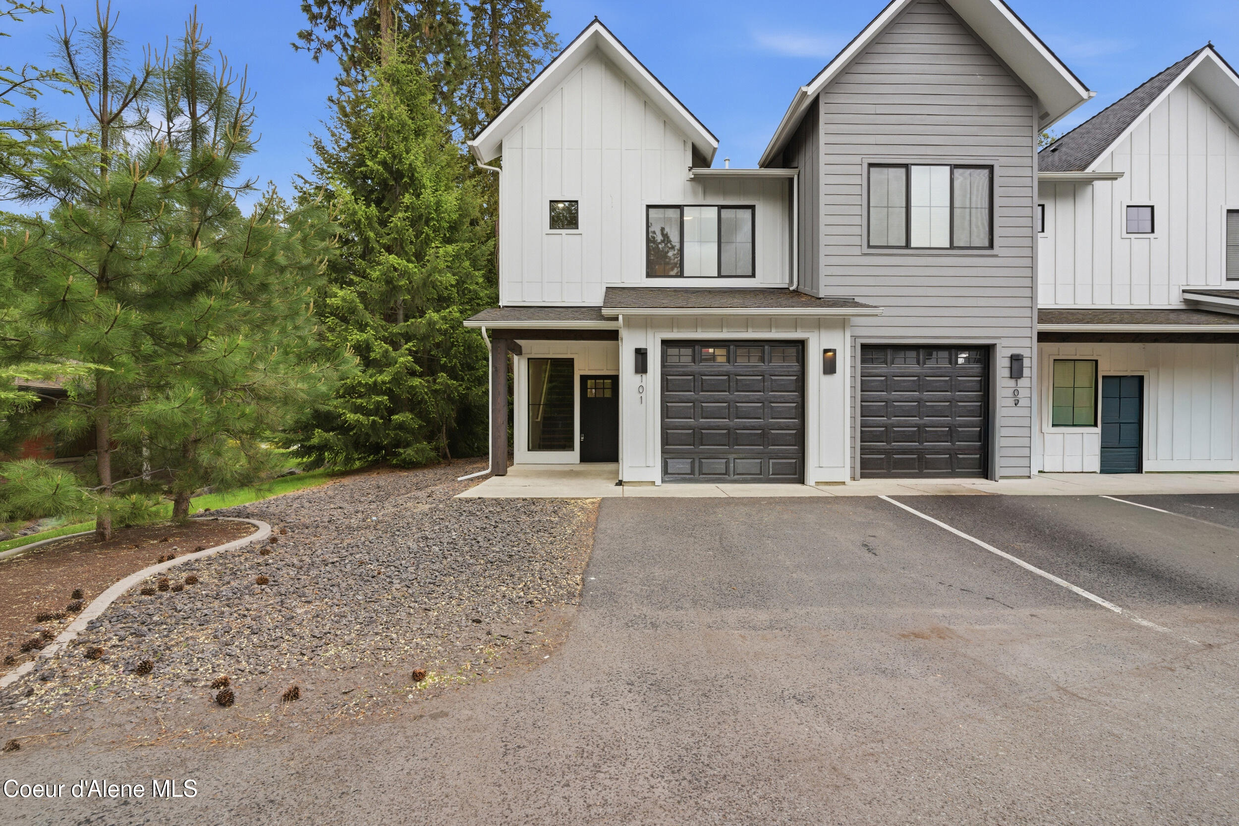955 Grove UNIT 101