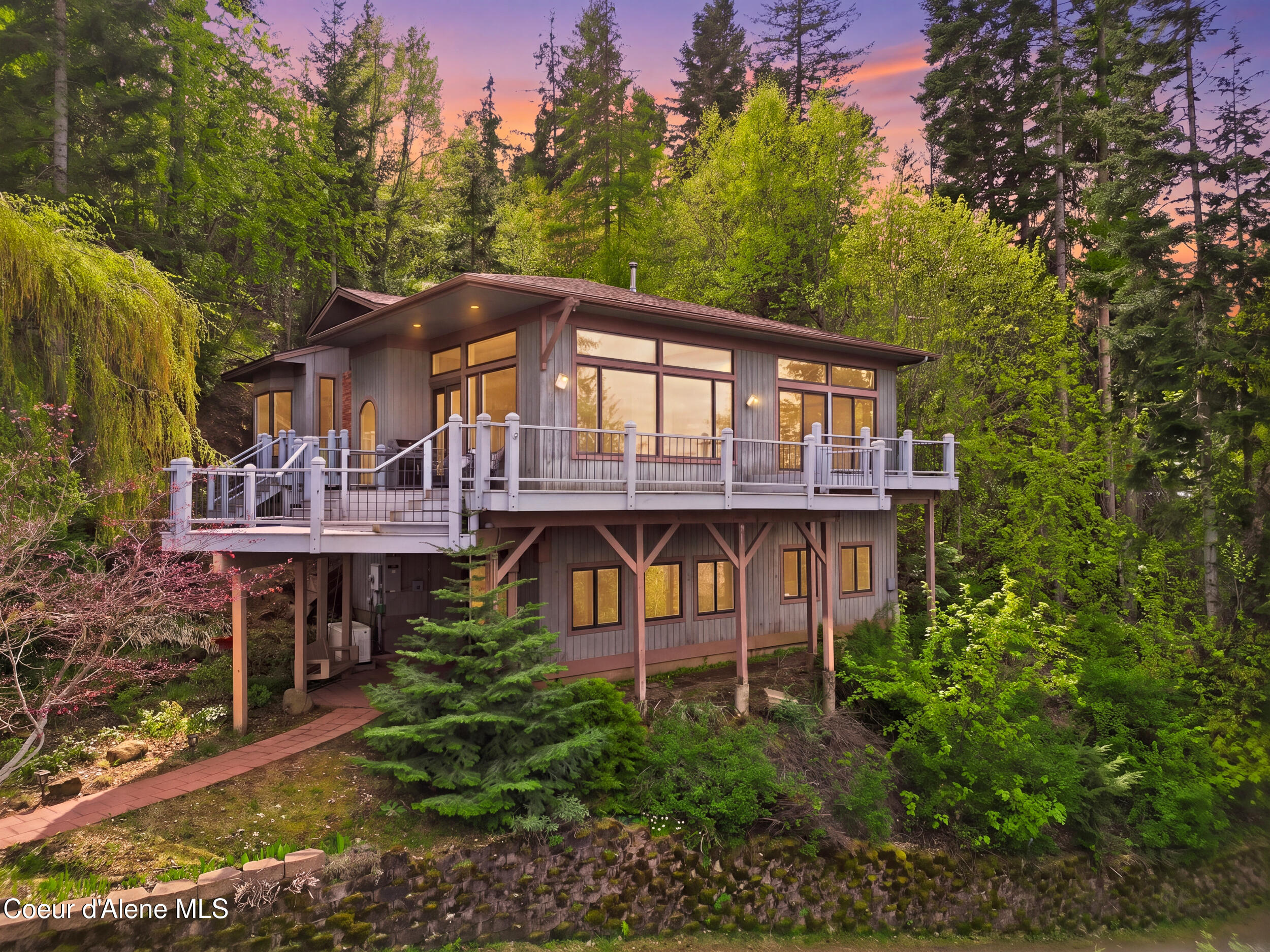 3068 Upper Hayden Lake