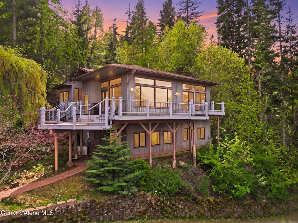 Photo of 3068 Upper Hayden Lake Lake, Hayden, ID 83835 (MLS # 26-4213)