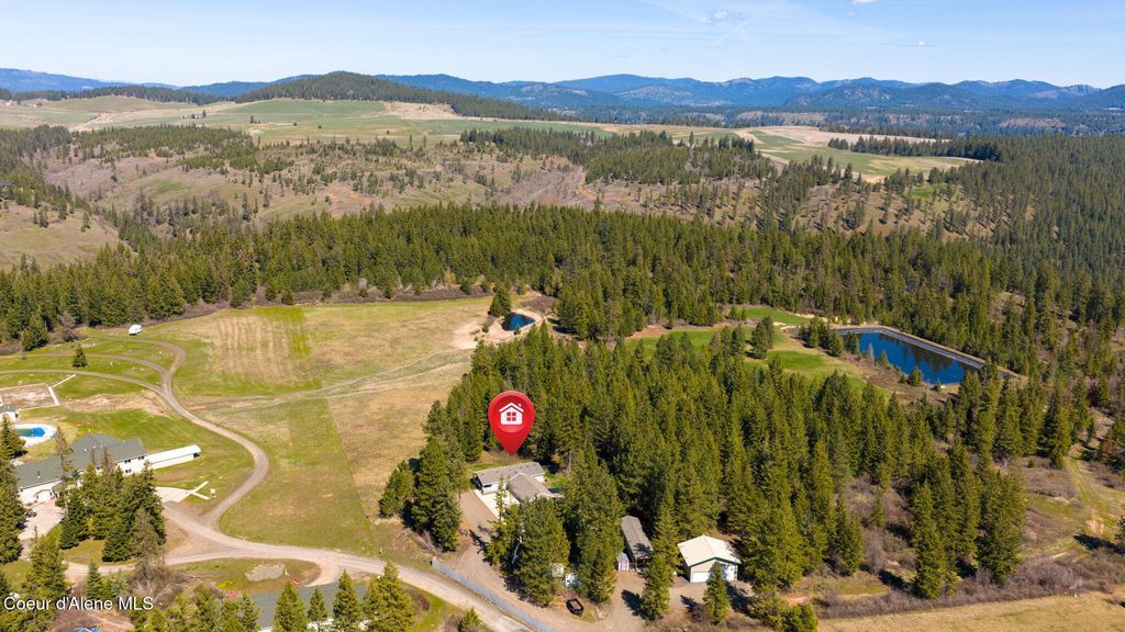 Photo of 30404 Sunray Trl, Worley, ID 83876 (MLS # 26-3580)