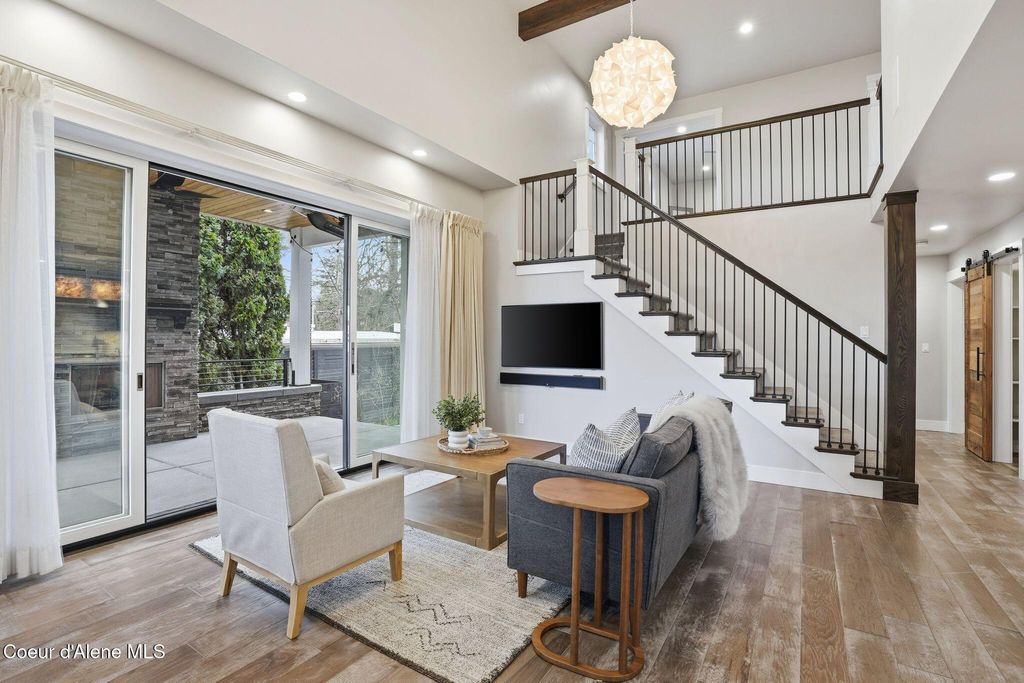 Photo of 511 Coeur D Alene Ave, Coeur dAlene, ID 83814 (MLS # 26-2484)