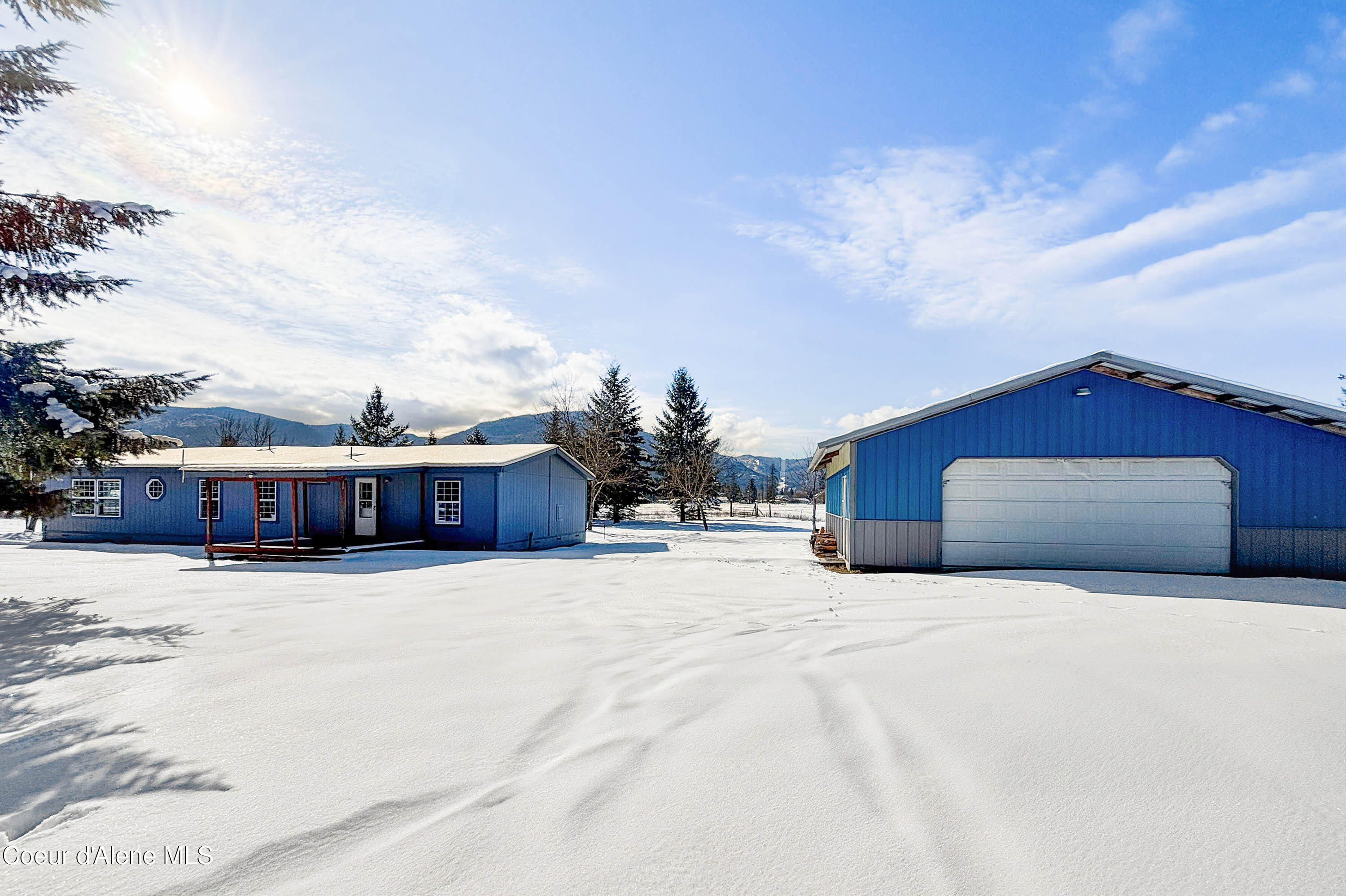 100 W Lightning Creek, Clark Fork, Texas image 3