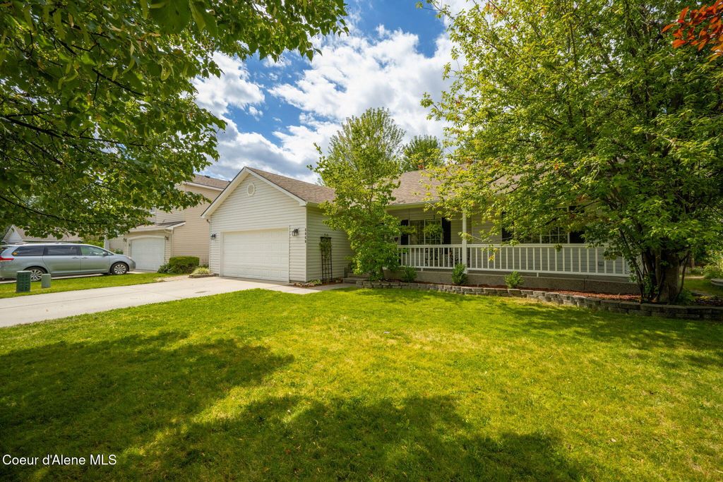 Photo of 5969 Belleville Dr, Coeur dAlene, ID 83815 (MLS # 25-8314)