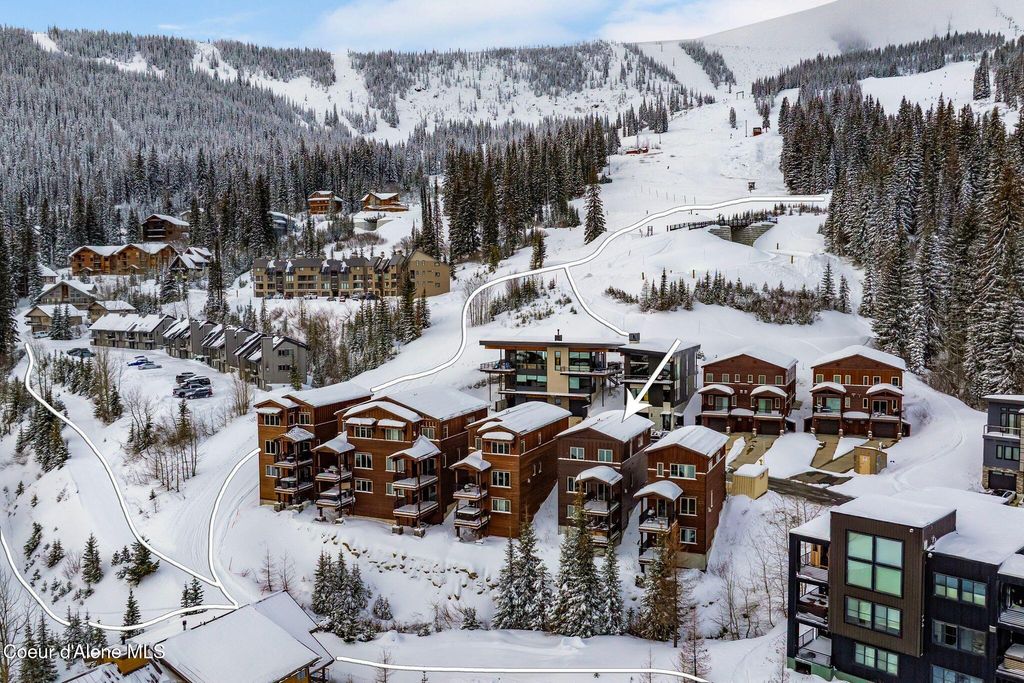 Photo of 135 Chutes Ln Ln, Sandpoint, ID 83864 (MLS # 26-288)