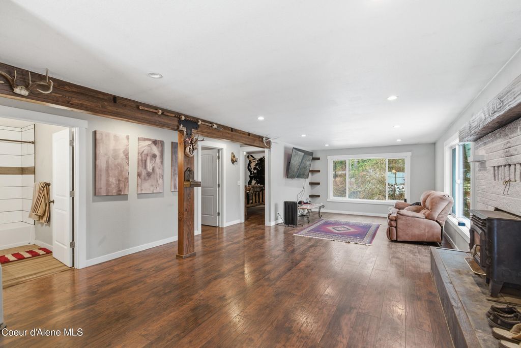 Photo of 1356 Sagle, Sagle, ID 83860 (MLS # 26-2445)