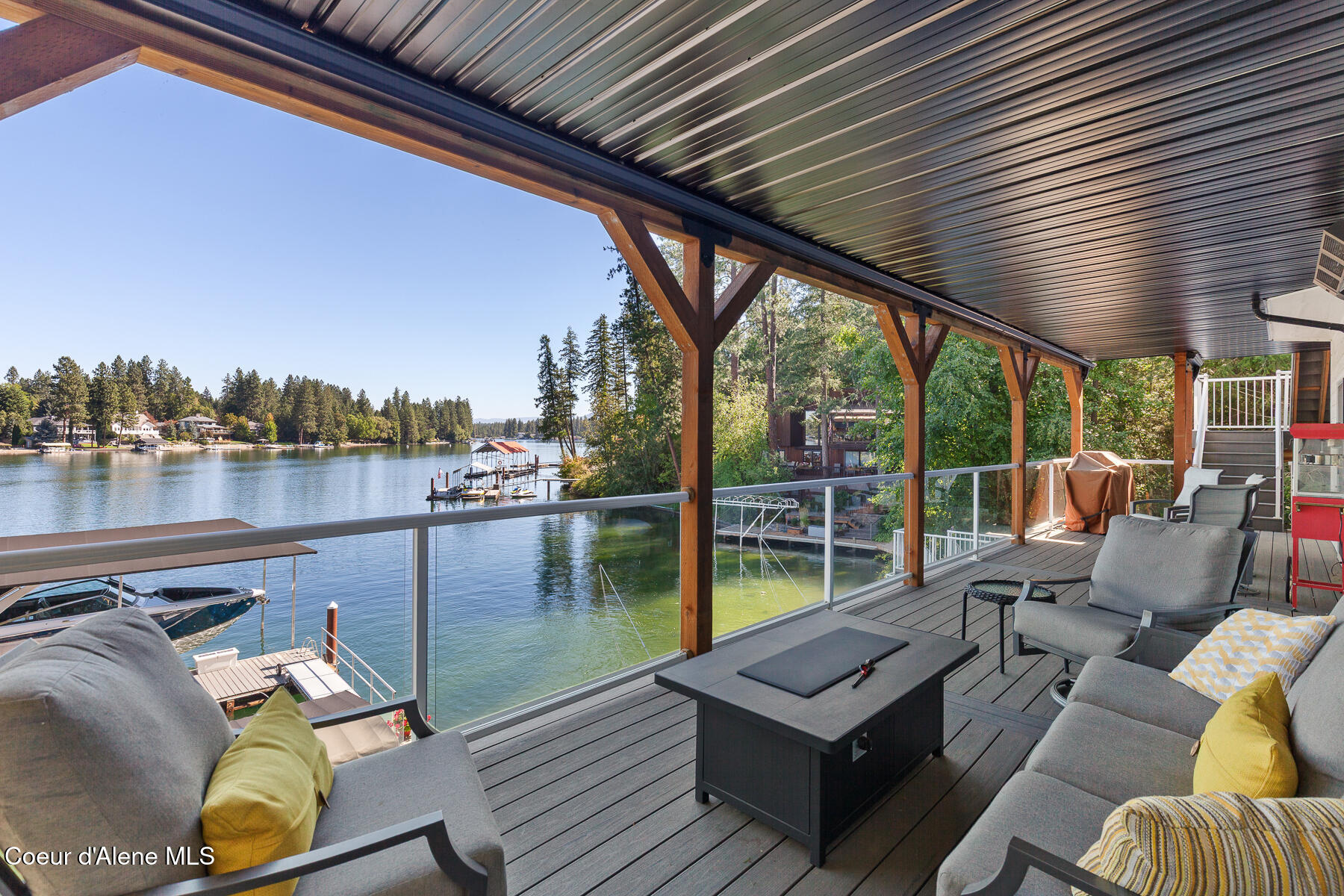 7265 Otter Bay
