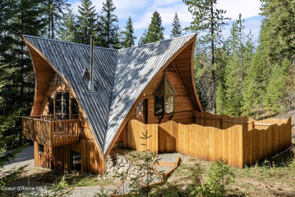 Photo of 93 Broten Way, Sagle, ID 83860 (MLS # 26-10243)