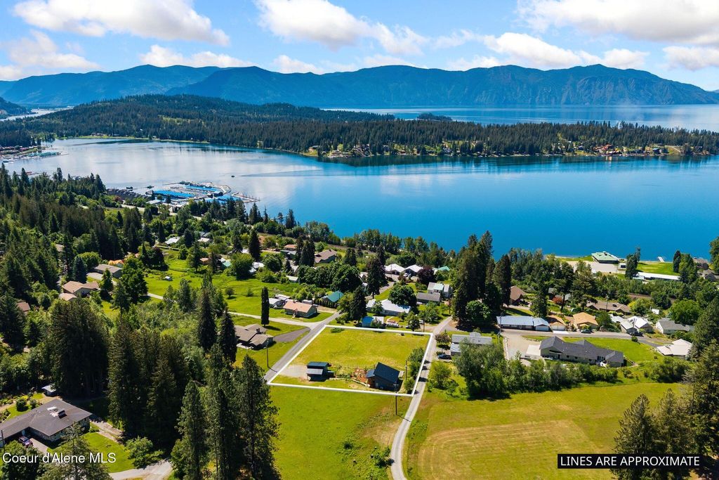 Photo of 307 Cedar, Hope, ID 83836 (MLS # 26-6146)