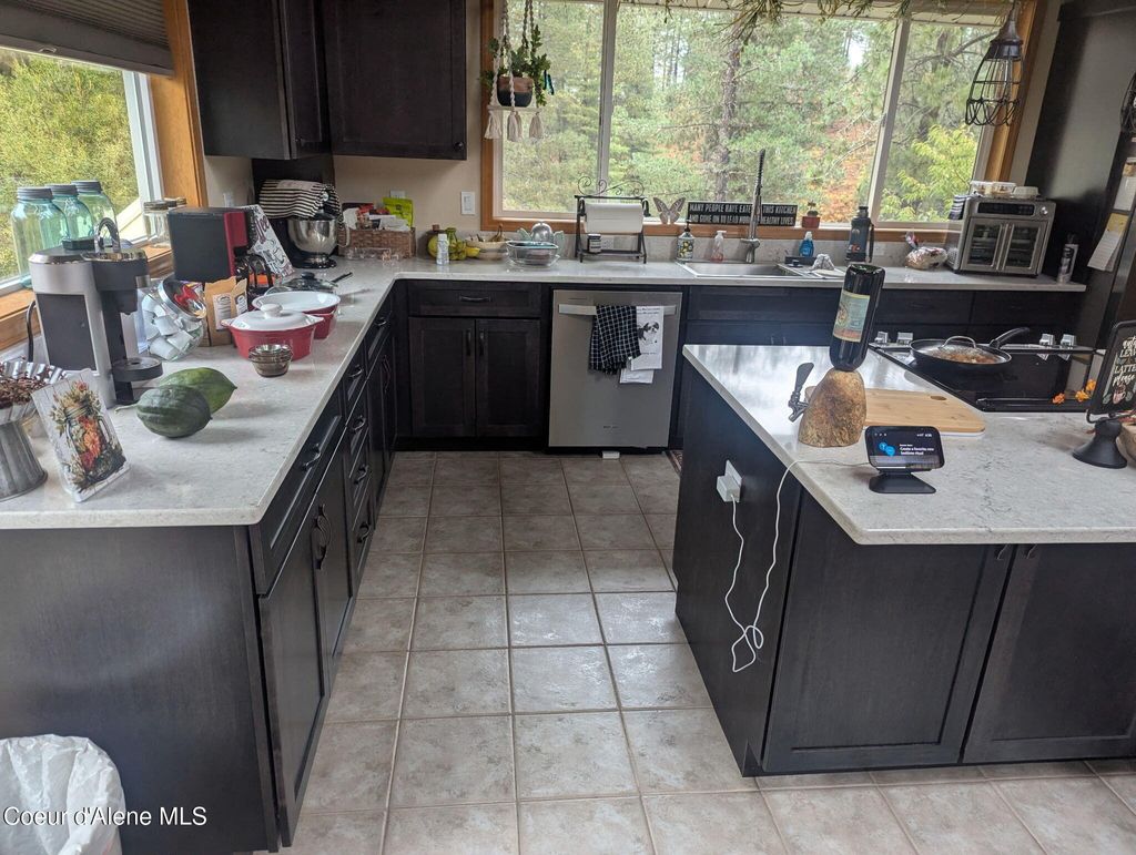 Photo of 483 Paradise, Pinehurst, ID 83850 (MLS # 26-1085)