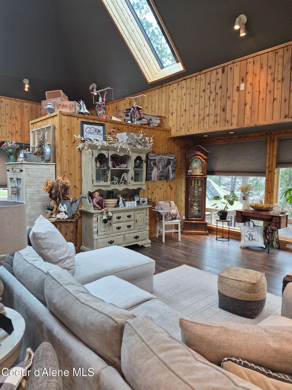 Photo of 483 Paradise, Pinehurst, ID 83850 (MLS # 26-1085)