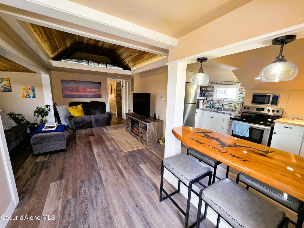 Photo of 1223 1ST St, Coeur dAlene, ID 83814 (MLS # 26-869)