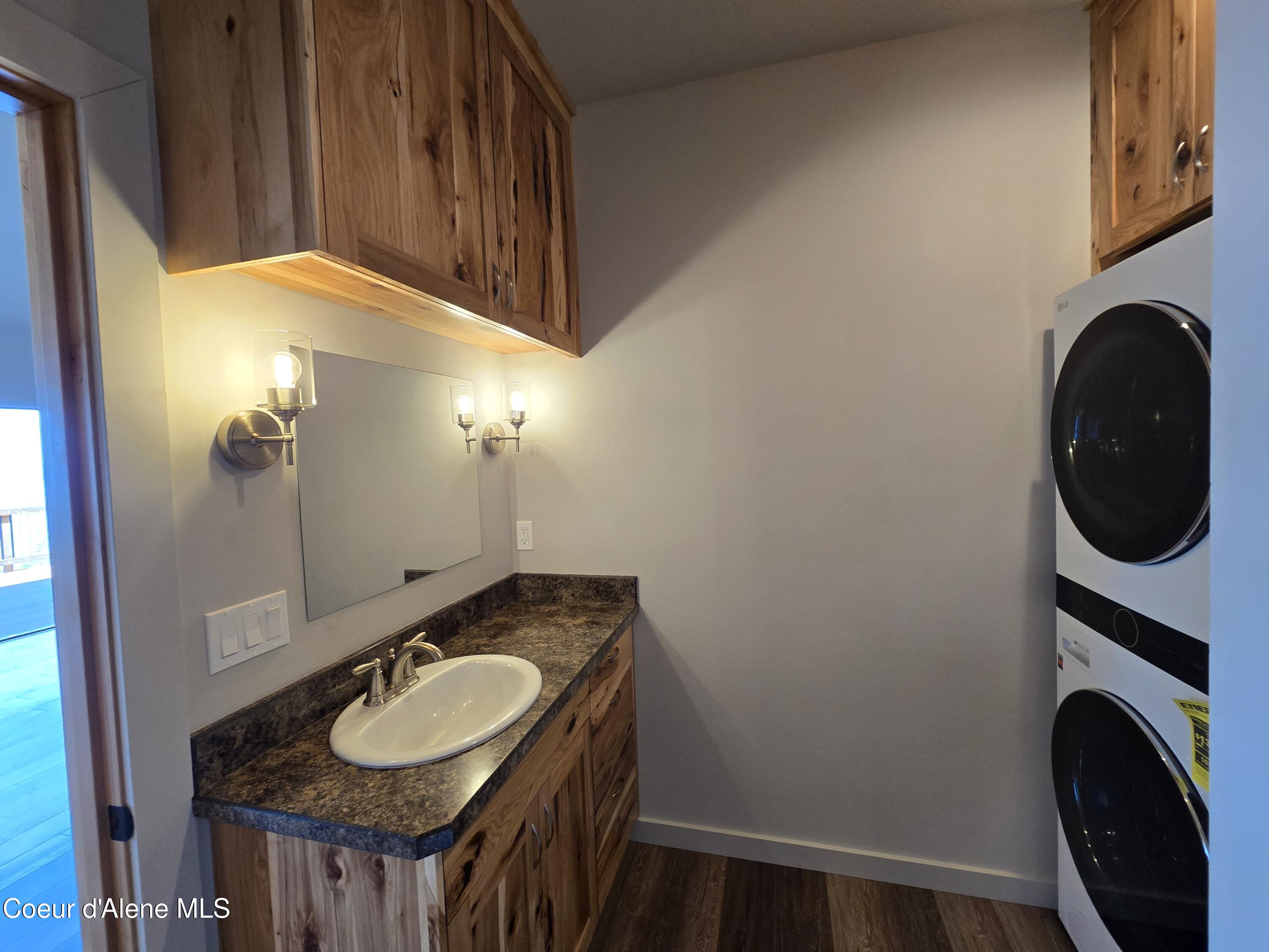 Hope, Idaho, 83836, United States, 3 Bedrooms Bedrooms, ,2 BathroomsBathrooms,Residential,Active,1778763