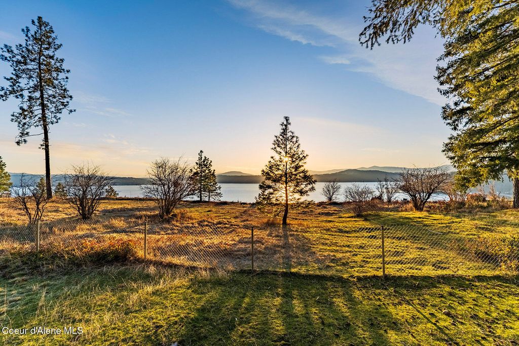 Photo of 4234 Potlatch Hill Hill, Coeur dAlene, ID 83814 (MLS # 26-1041)