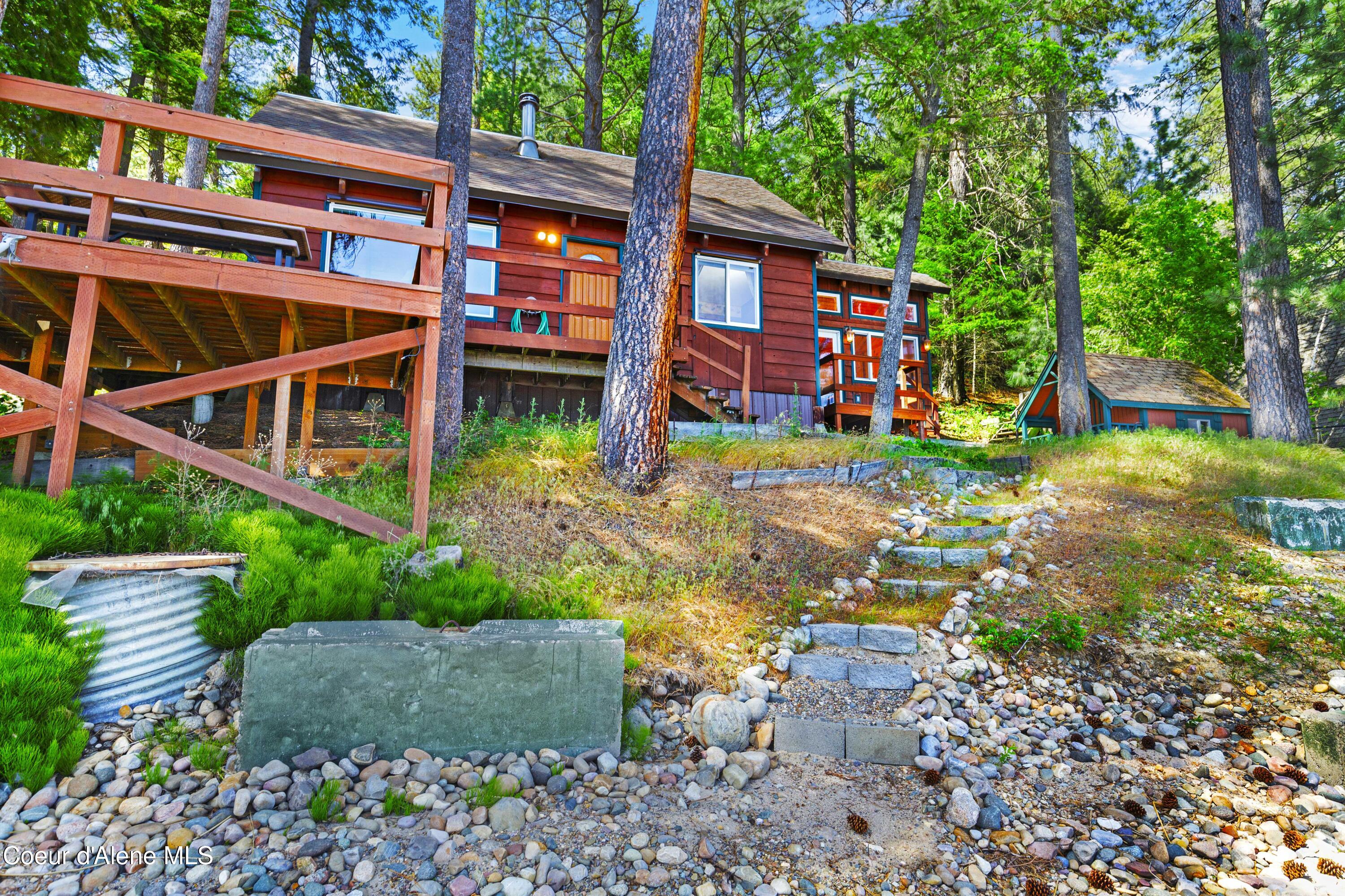 214 Terrace Loop, Cocolalla, Alaska image 4