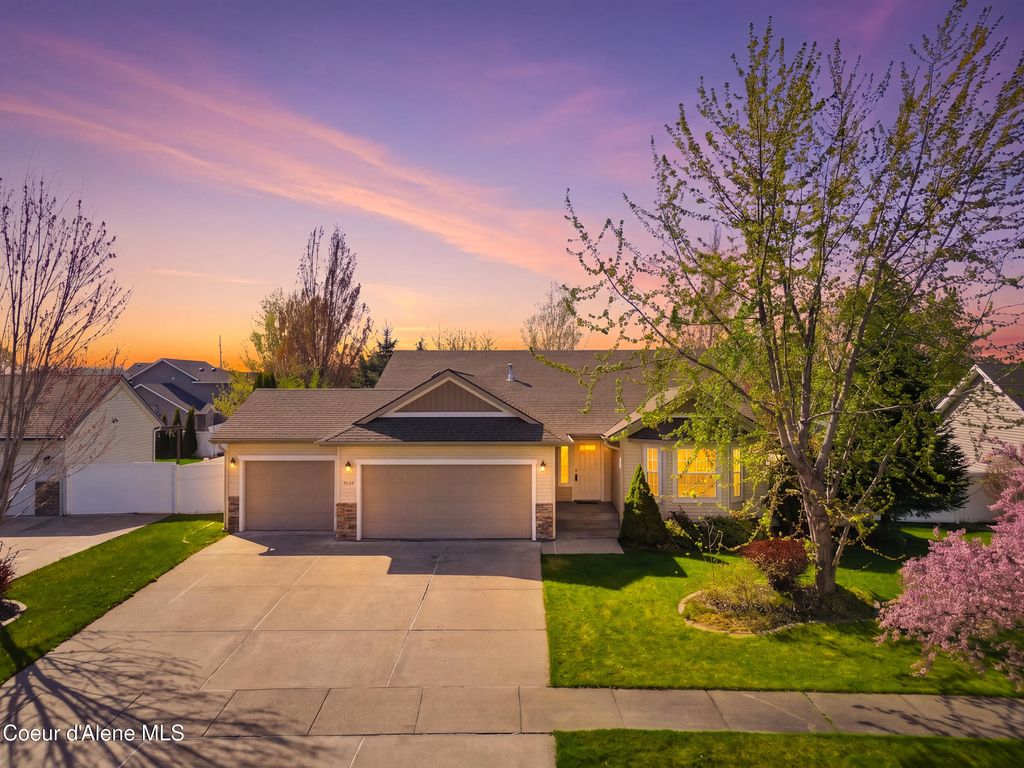 Photo of 3157 Blueberry Cir, Hayden, ID 83835 (MLS # 26-3815)