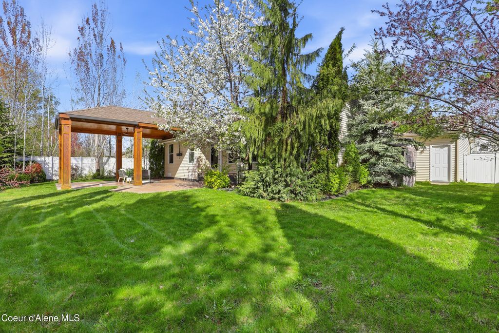 Photo of 3157 Blueberry Cir, Hayden, ID 83835 (MLS # 26-3815)